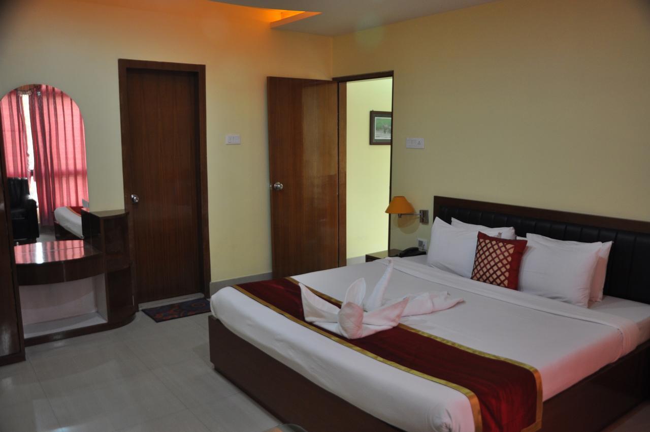 Hotel Dooars Mountain Alipur Duar Dış mekan fotoğraf